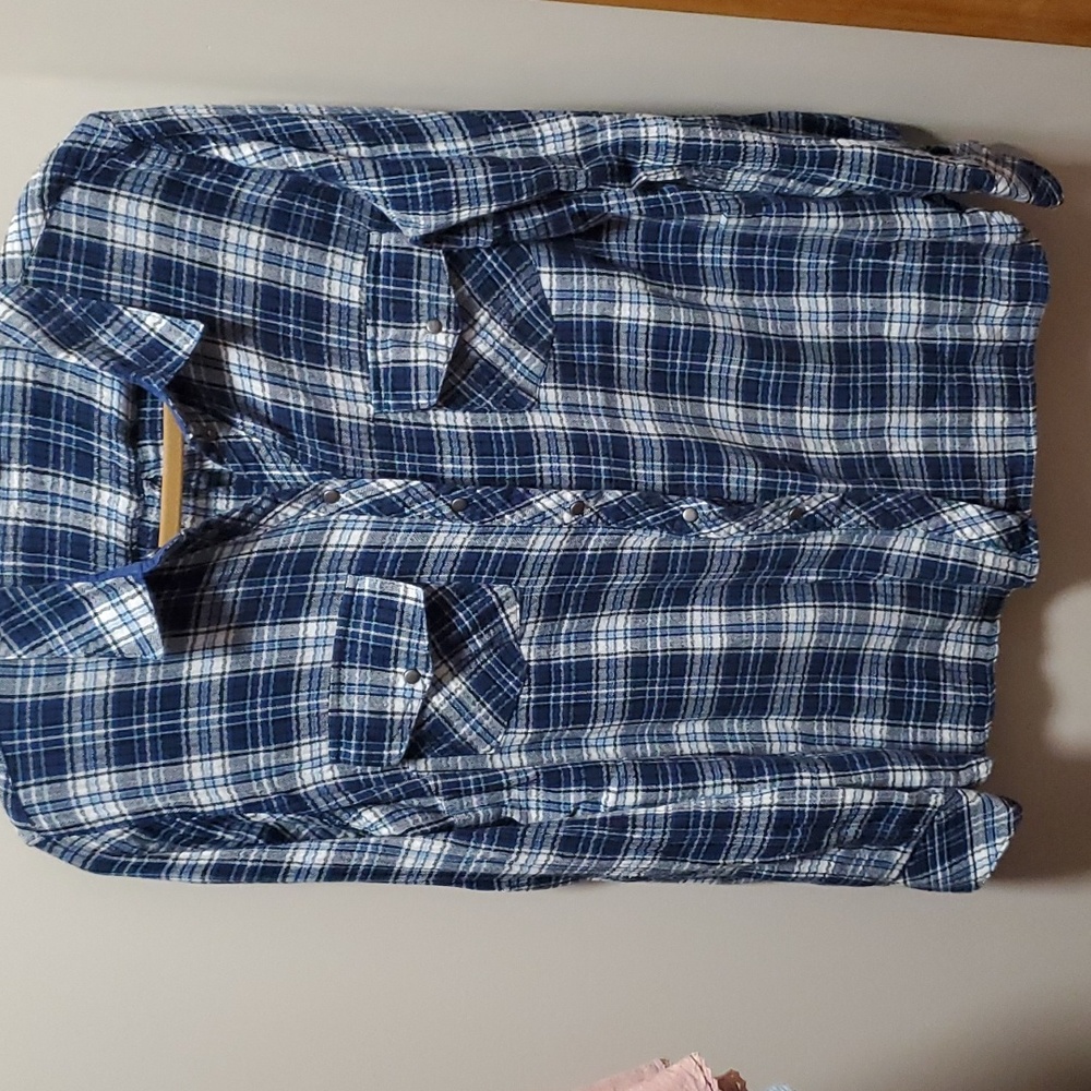 Kut from the Kloth long sleeve XL in blue plaid